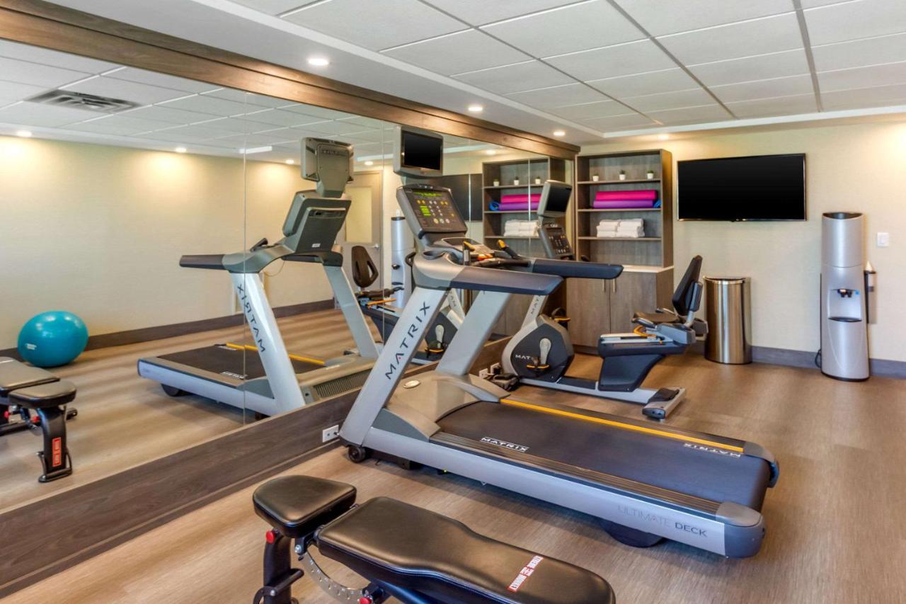 Comfort Suites Downtown Windsor Dış mekan fotoğraf
